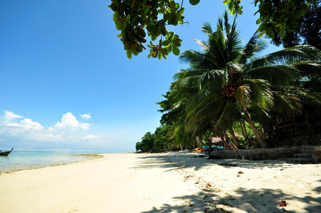 Tohko Beach Resort Phiphi-szigetek Kültér fotó