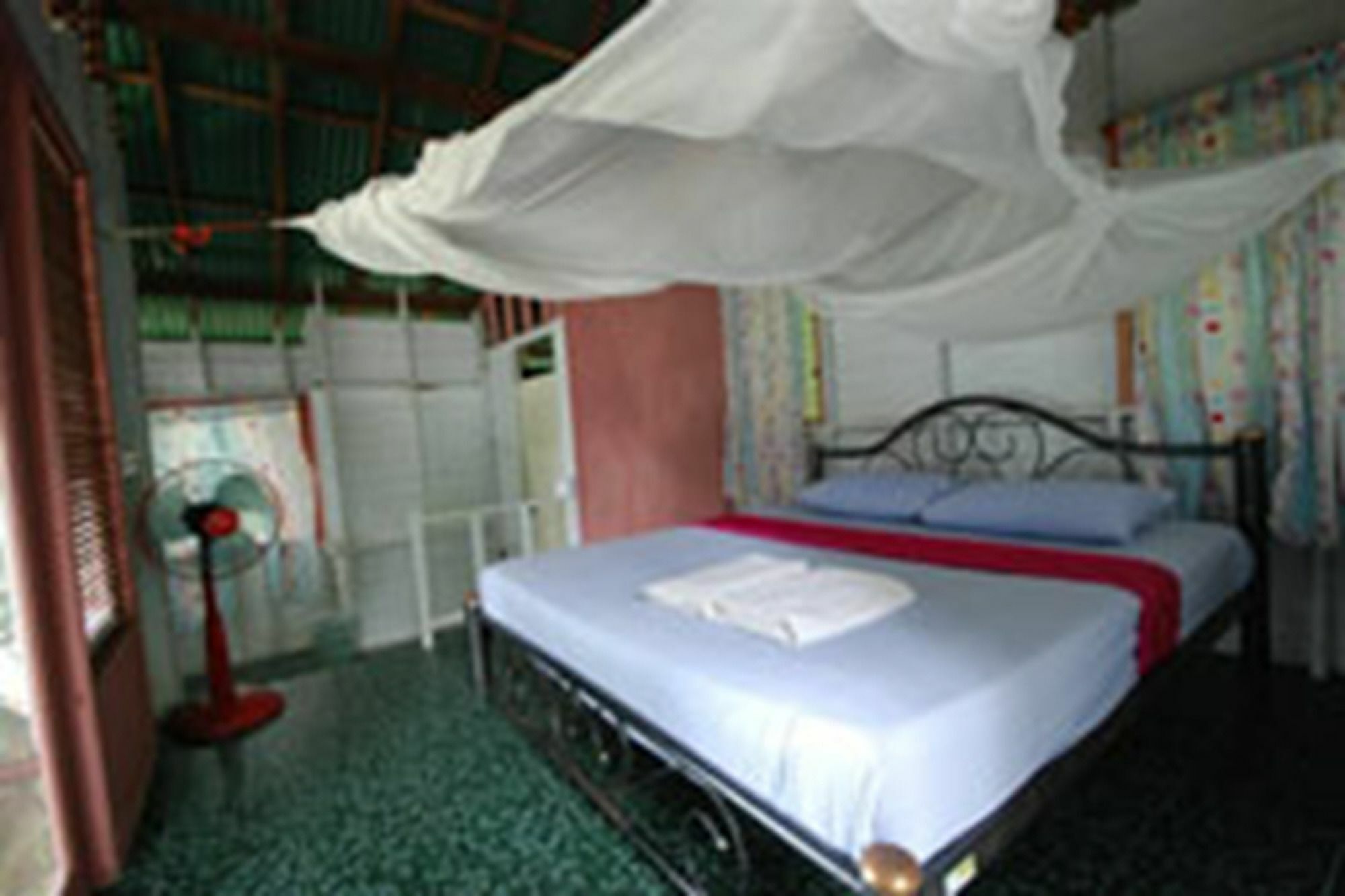 Tohko Beach Resort Phiphi-szigetek Kültér fotó