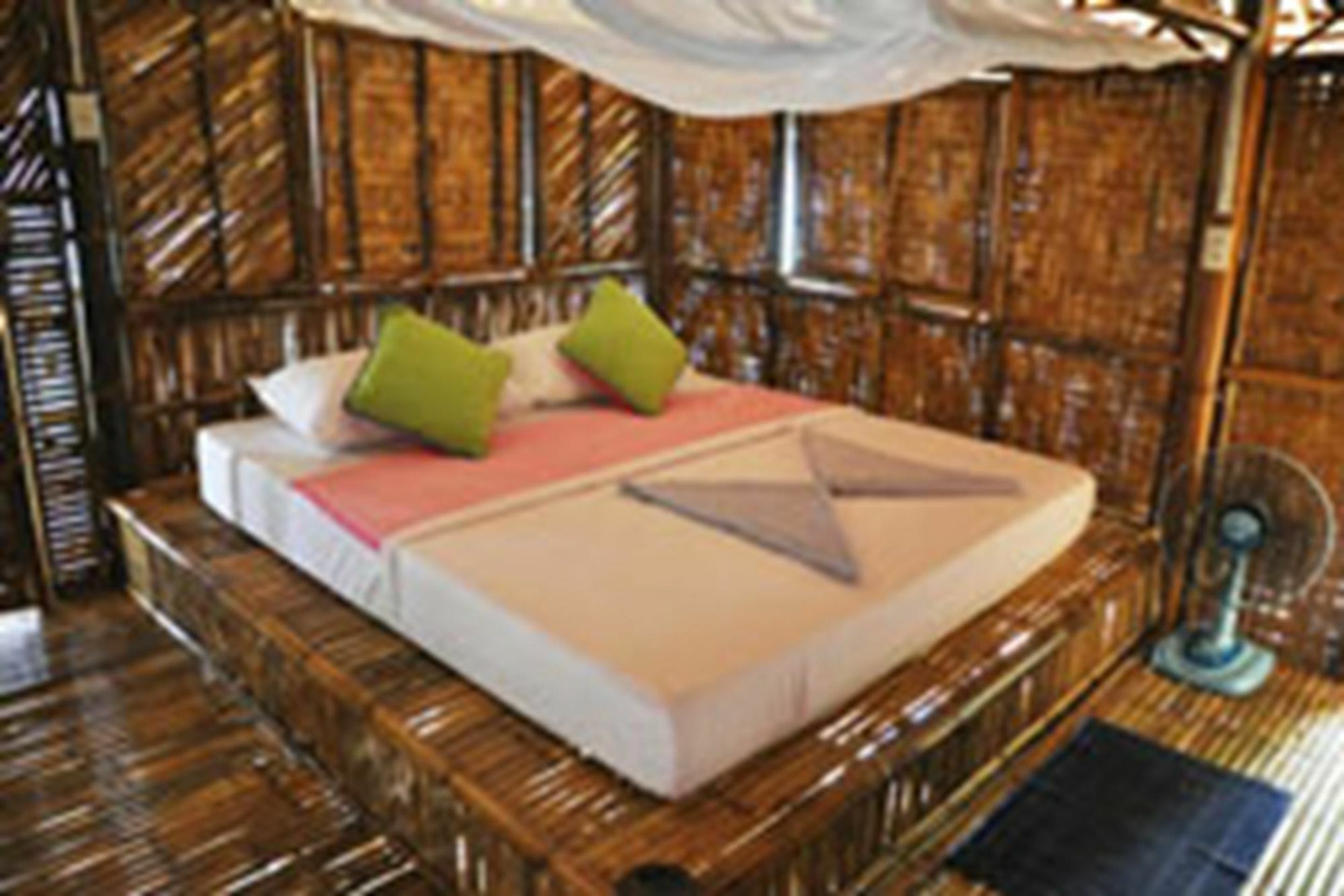 Tohko Beach Resort Phiphi-szigetek Kültér fotó